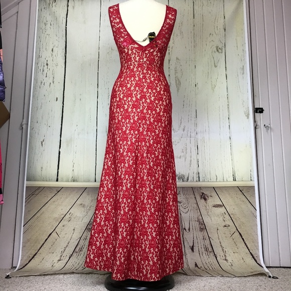 Red Lace Illusion Floor Length Dress NWT - Picture 2 of 8